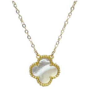 Clover Necklace Mother of Pearl