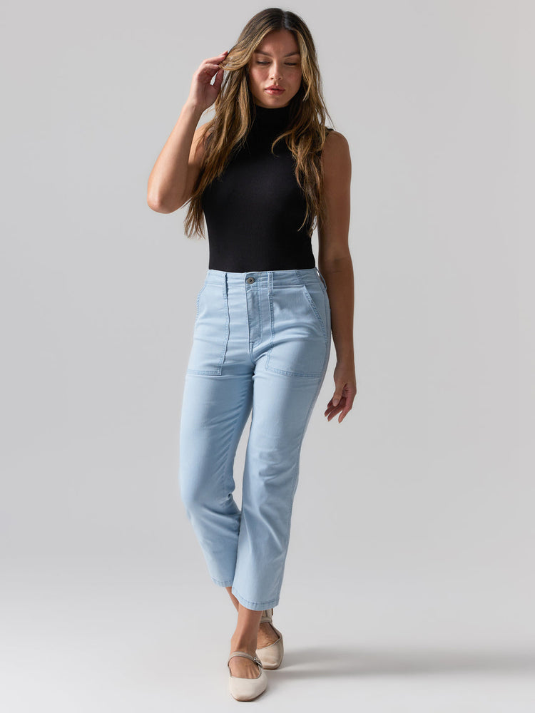 Vacation Crop Pant Ultra Pale
