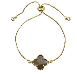 
            
                Load image into Gallery viewer, Stone Clover Pull  Bracelet
            
        