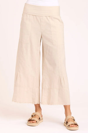 
            
                Load image into Gallery viewer, Wide Leg Crop pant
            
        