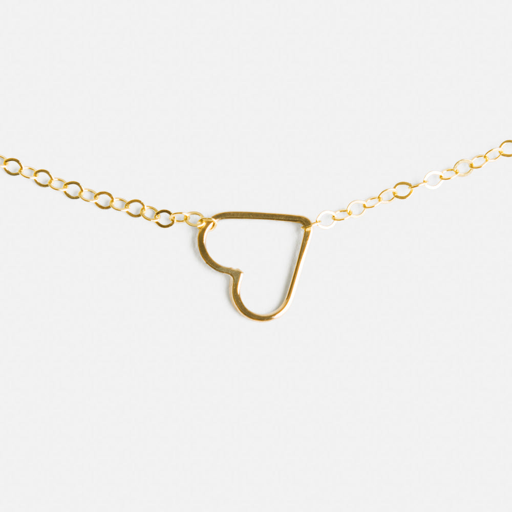 
            
                Load image into Gallery viewer, Sweetheart Necklace
            
        