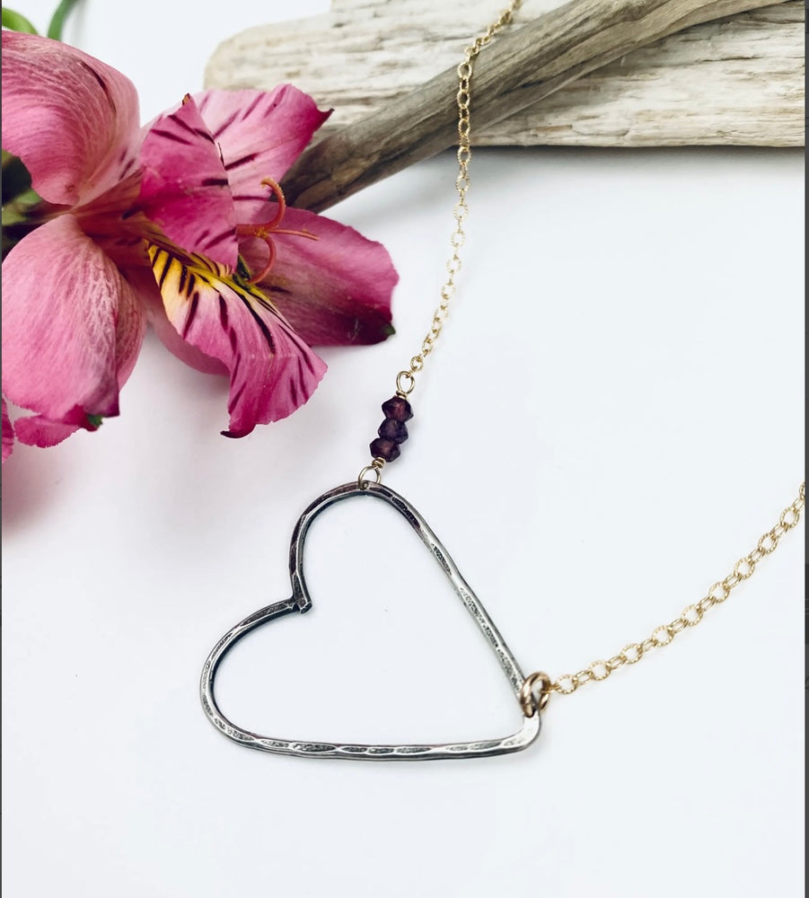 
            
                Load image into Gallery viewer, Simple Hammered Heart Necklace
            
        