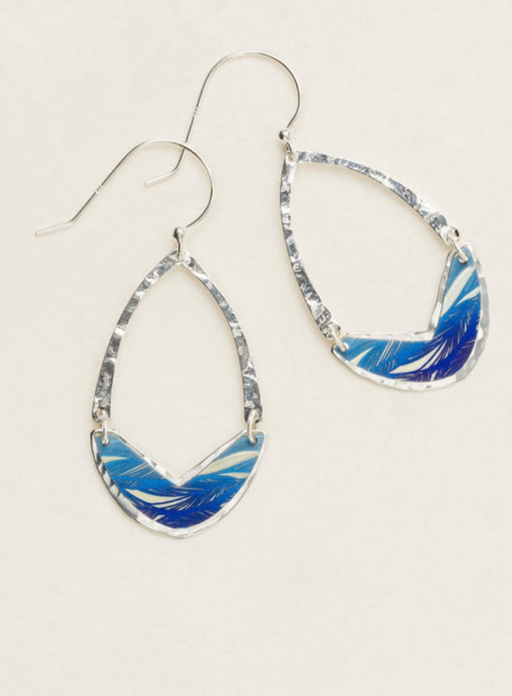 
            
                Load image into Gallery viewer, Erika Earrings
            
        