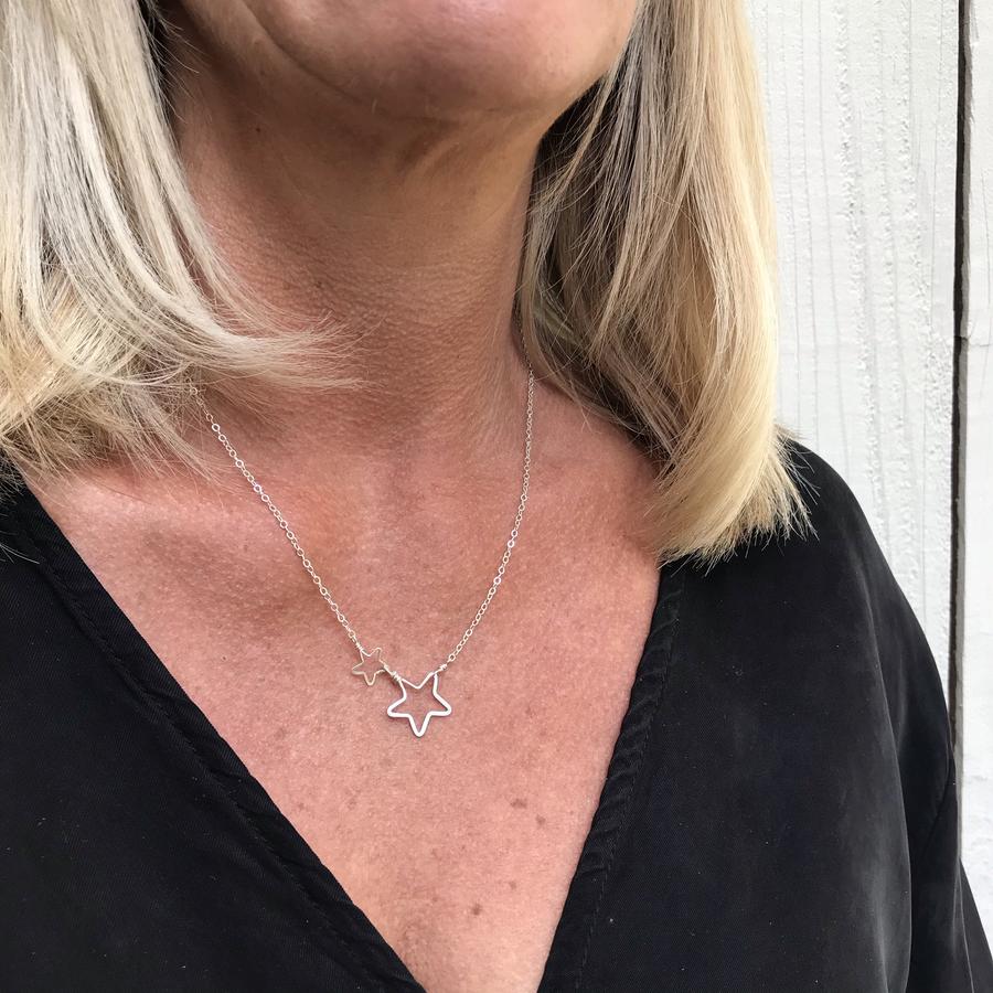 2 Small Stars Necklace