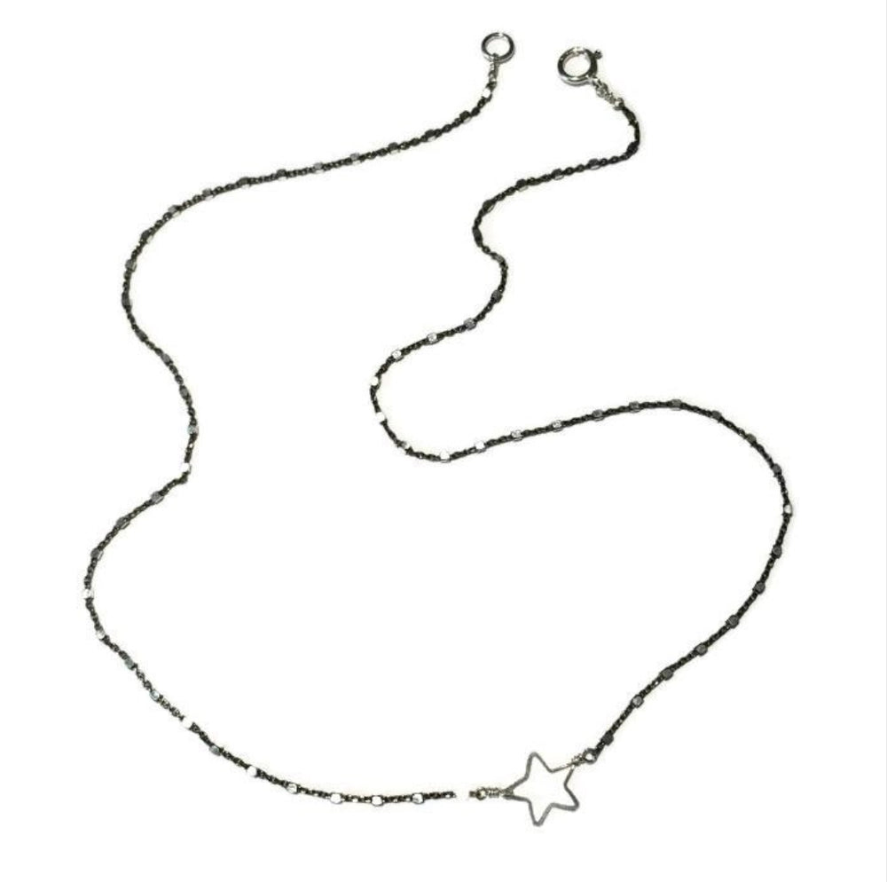Tiny Star Necklace
